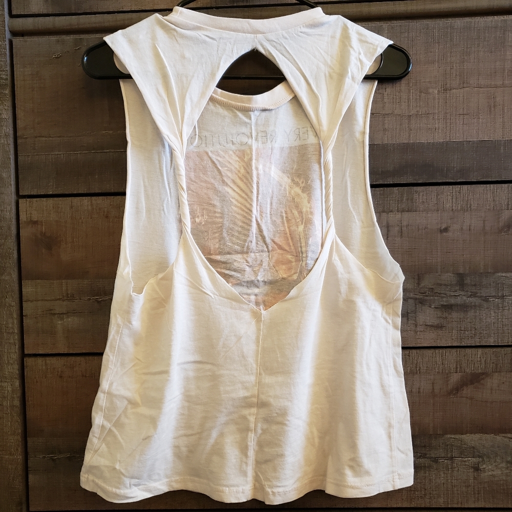 Hunger Games Muscle Tee - Picture 4 of 8